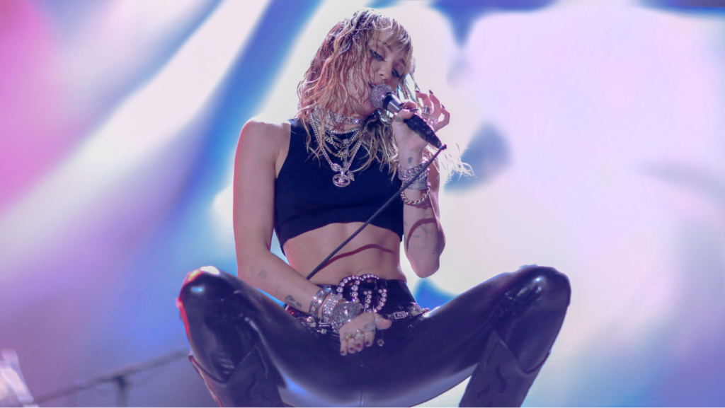 miley cyrus live performances